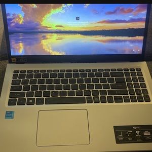 ACER LABTOP - not used only unboxed!